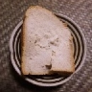 ホームベーカリーで★米粉配合食パン